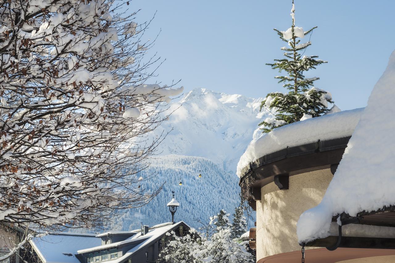 Hotel Alpenhof Kristall Майрхофен Экстерьер фото